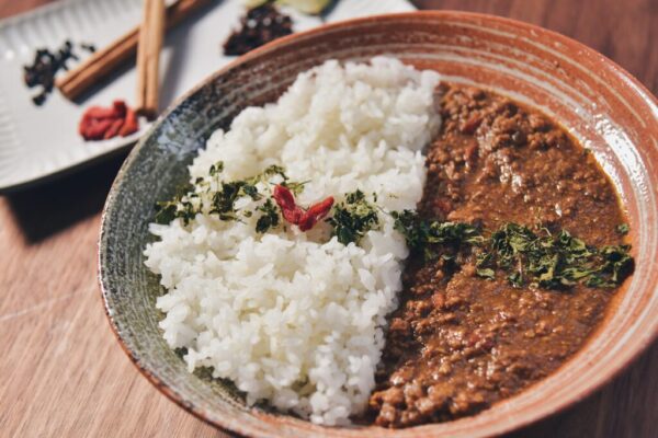 豚挽肉と唐辛子の薬膳カレー